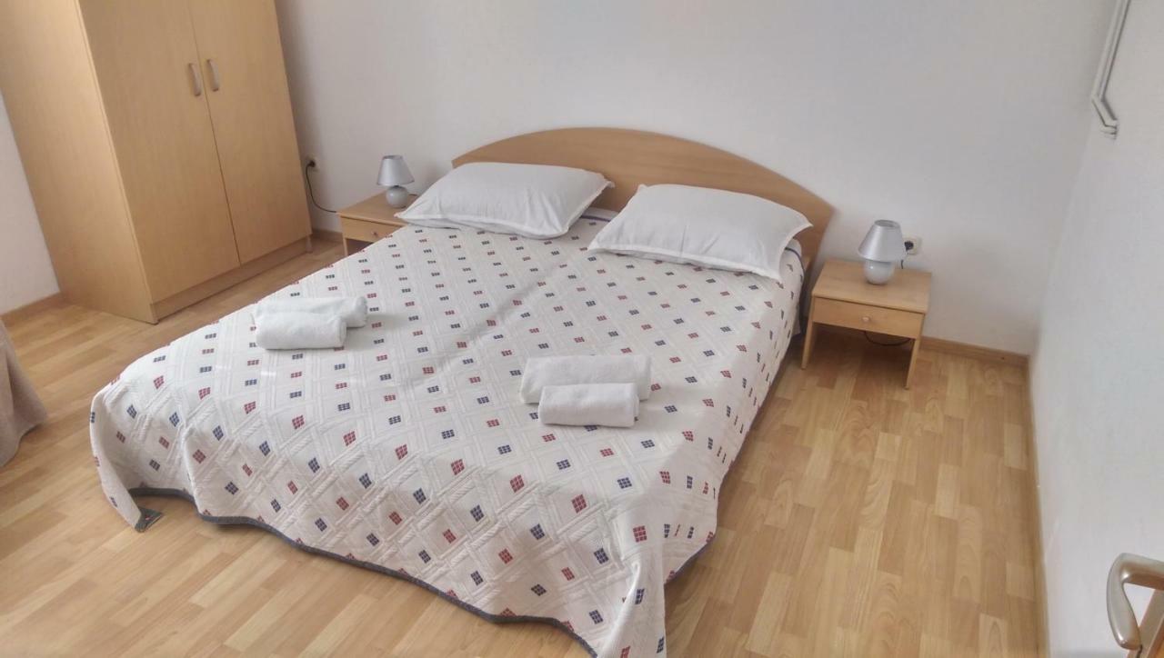 Mauro Apartamento Ražanac Exterior foto